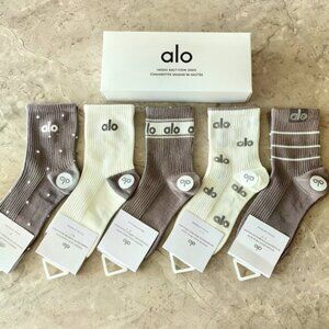 Alo Yoga Socks 5 Pack